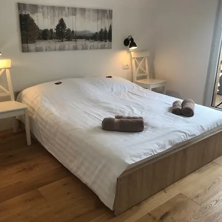 House Apartment *
